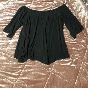 American Eagle off the shoulder shirt